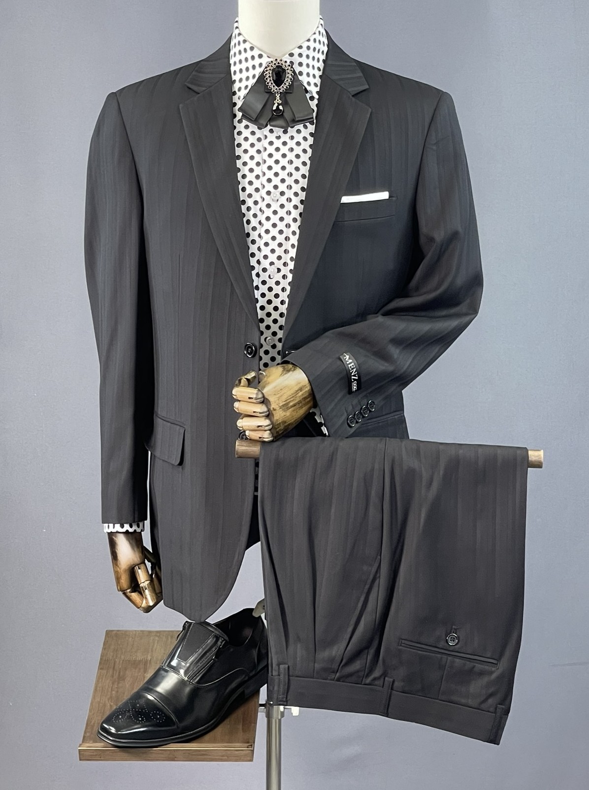Business Suit Onyx Stripe b2bs-7805-56